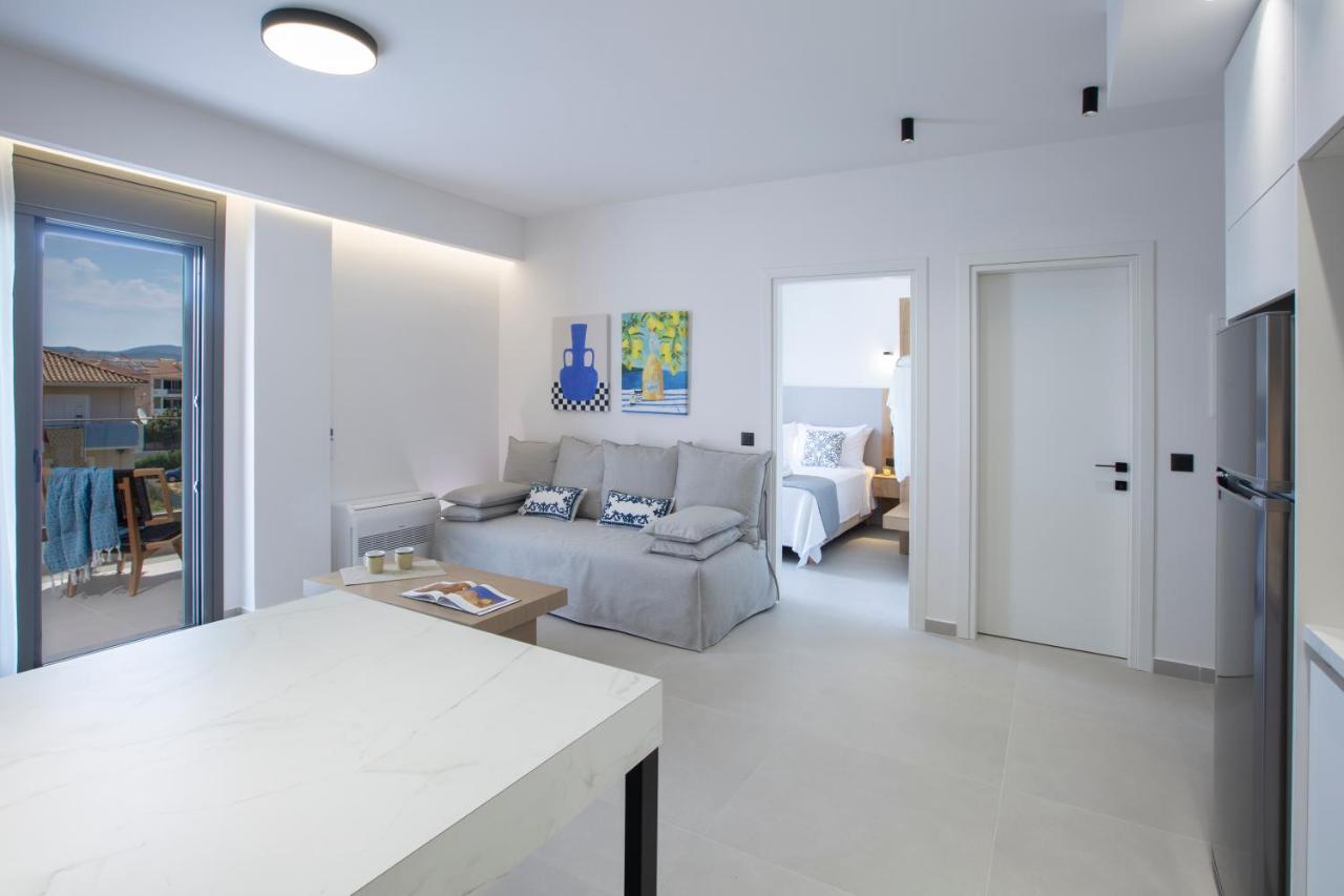Achillion Suites Lefkada City Exterior photo