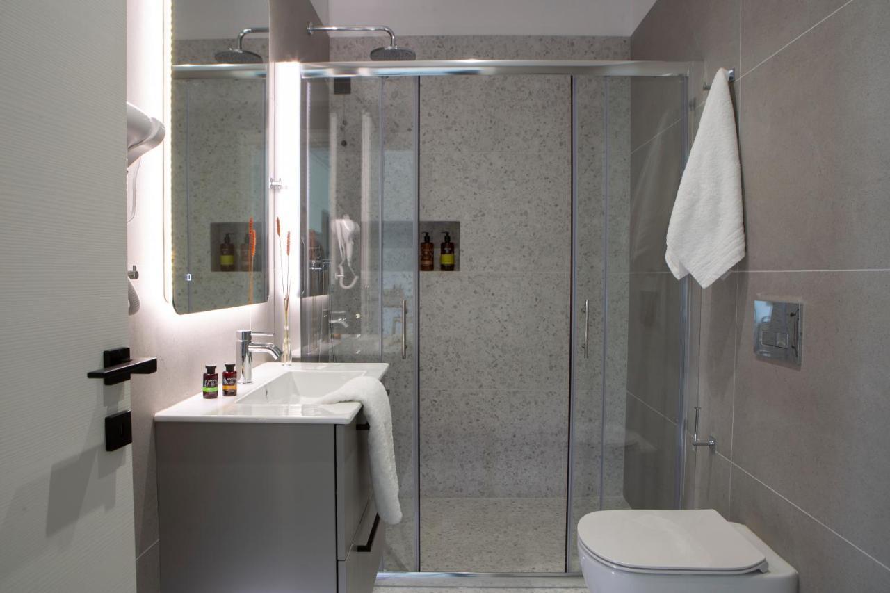 Achillion Suites Lefkada City Exterior photo