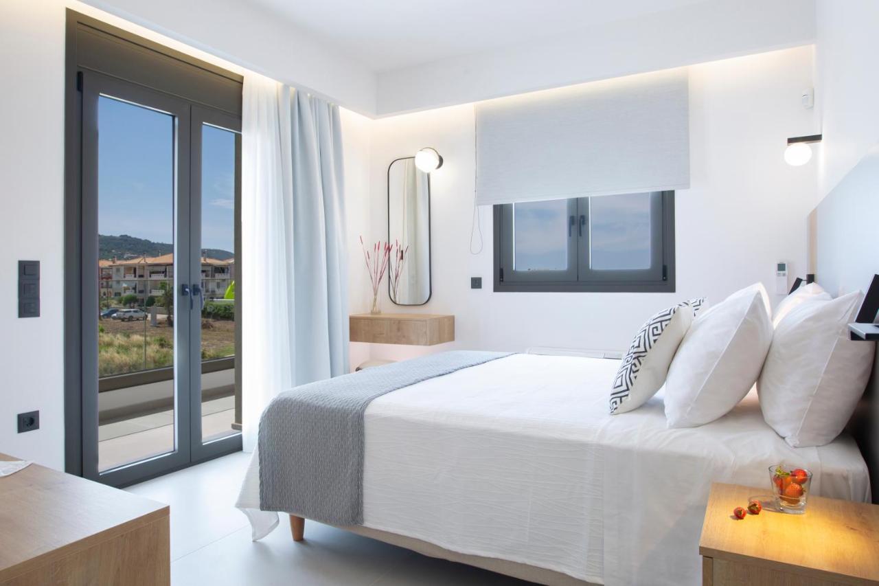 Achillion Suites Lefkada City Exterior photo