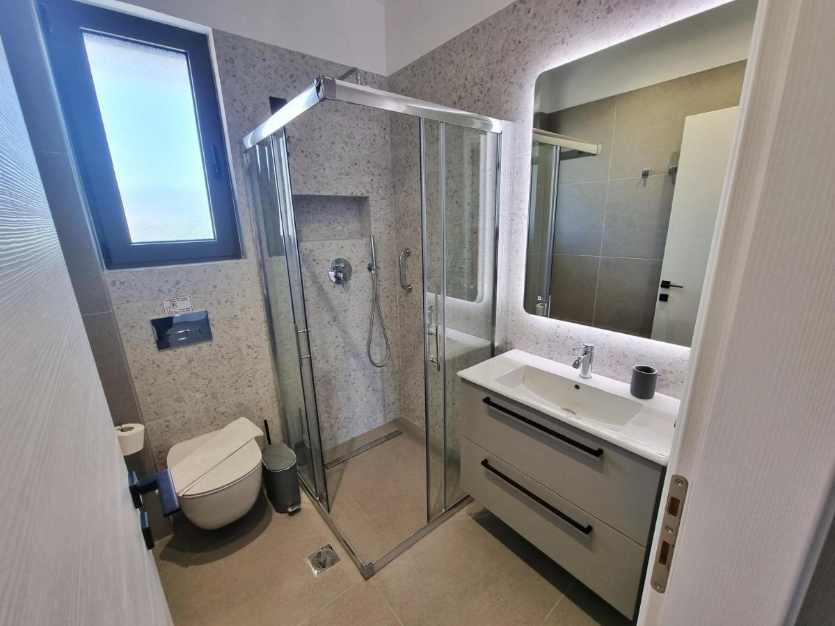 Achillion Suites Lefkada City Exterior photo