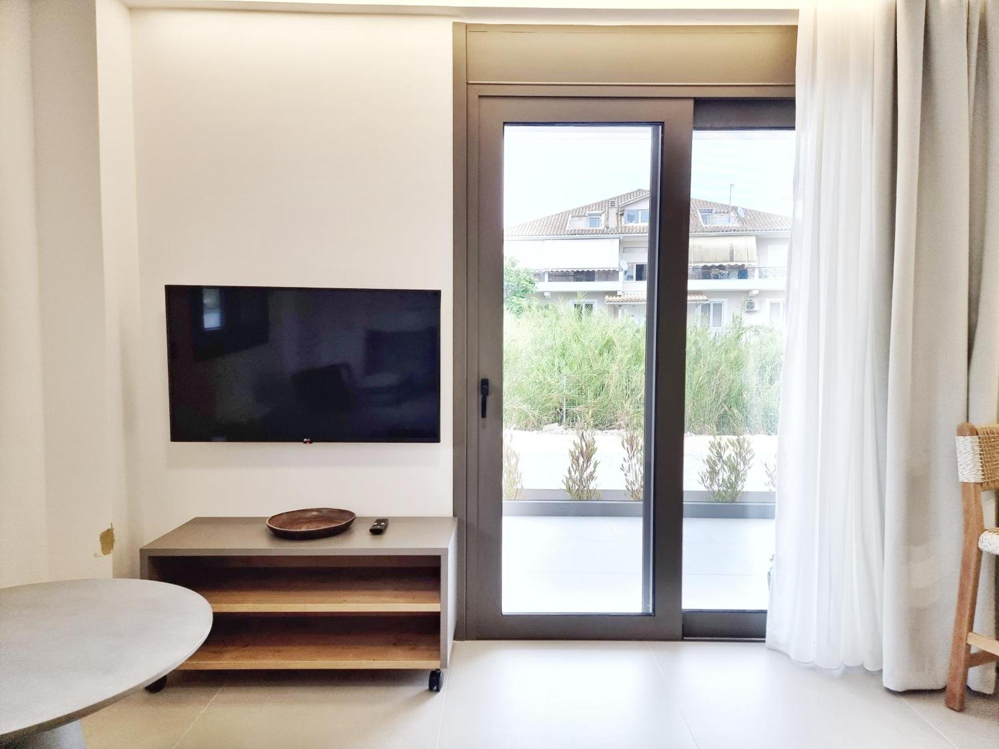 Achillion Suites Lefkada City Exterior photo